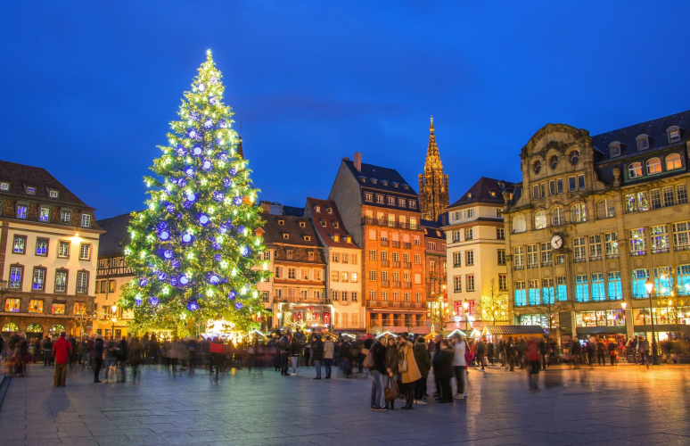 Busreise Tagesfahrt zum Straßburger Weihnachtsmarkt IKARUS Reisen